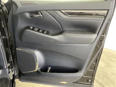 صورة مصغرة 36 لـ 2021 Toyota VELLFIRE
