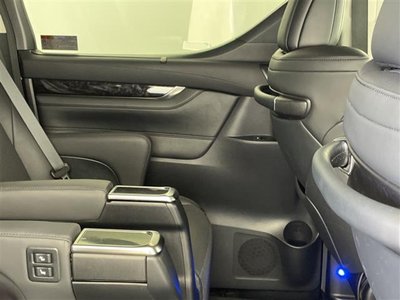 صورة مصغرة 37 لـ 2021 Toyota VELLFIRE