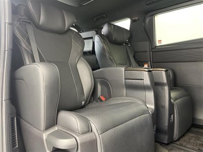 صورة مصغرة 31 لـ 2023 Toyota VELLFIRE