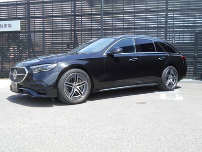 MERCEDES-BENZ E-CLASS - 1