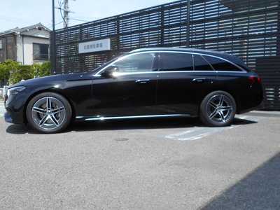 MERCEDES-BENZ E-CLASS - 4