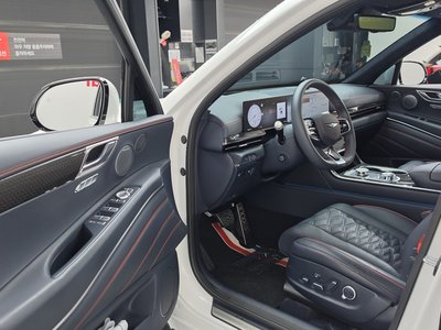 صورة مصغرة 13 لـ 2024 Genesis GV80 COUPE