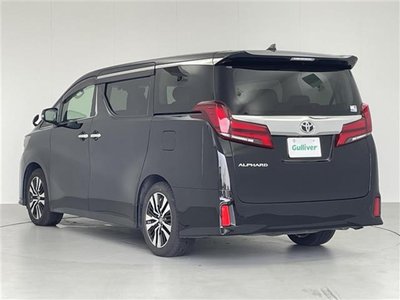 صورة 43 لـ 2022 Toyota ALPHARD