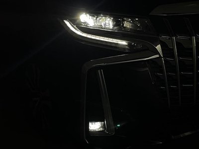 صورة 36 لـ 2022 Toyota ALPHARD