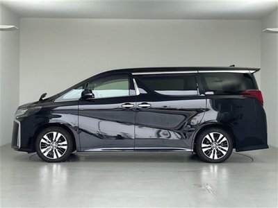 صورة 40 لـ 2022 Toyota ALPHARD