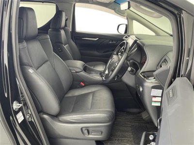 صورة 26 لـ 2022 Toyota ALPHARD