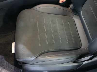 MERCEDES-BENZ C-CLASS - 10