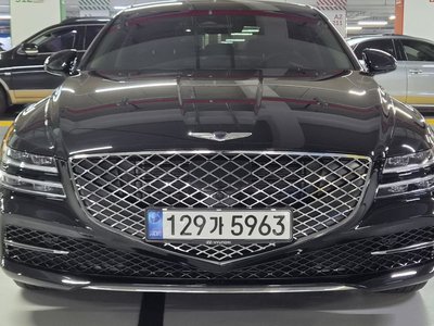 GENESIS G80 (RG3) - 1