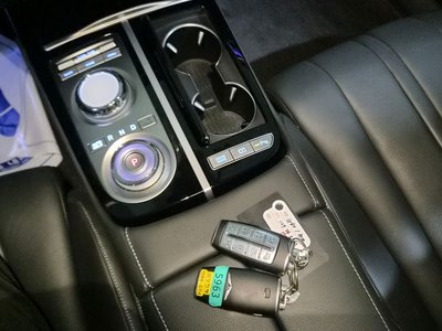 GENESIS G80 (RG3) - 8