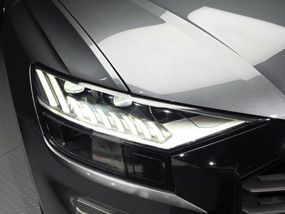 AUDI Q8 - 9