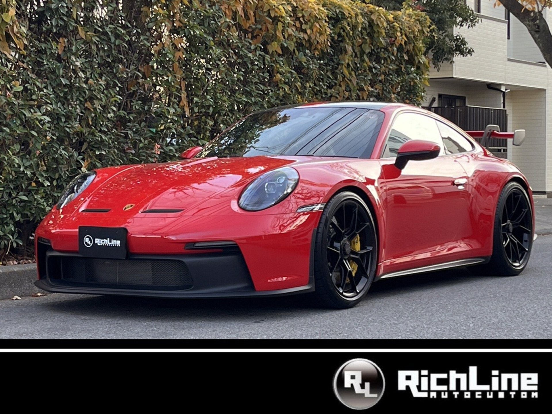 PORSCHE 911 - View 1