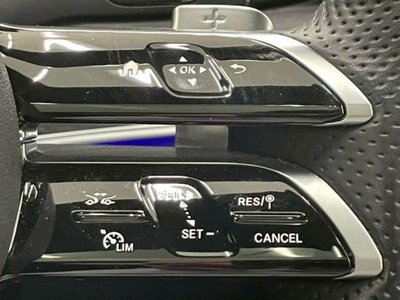 MERCEDES-BENZ E-CLASS - 6