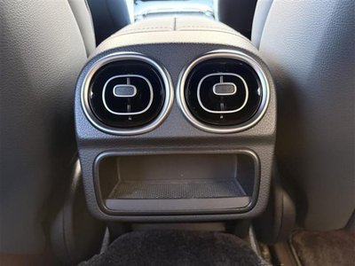 صورة مصغرة 36 لـ 2025 Mercedes-BENZ C-CLASS