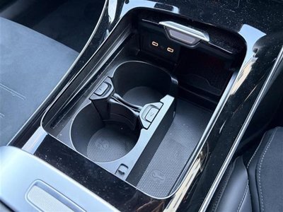 صورة مصغرة 31 لـ 2025 Mercedes-BENZ C-CLASS