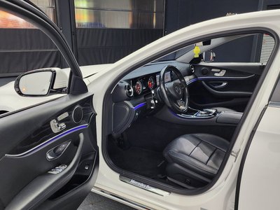 MERCEDES-BENZ E-CLASS - 10