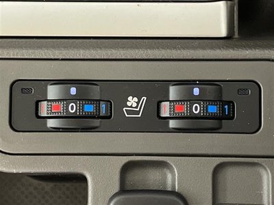 TOYOTA LAND CRUISER PRADO - 9