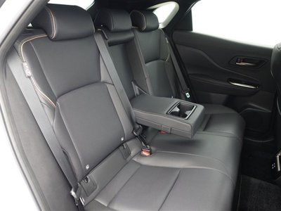 2023 Toyota CROWN SPORT photo 8