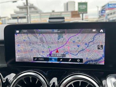 MERCEDES-BENZ GLB - 3