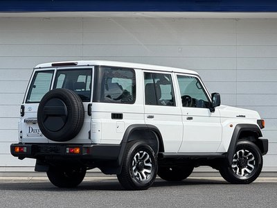 2026 Toyota LAND CRUISER 70 — миниатюра 29