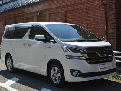 TOYOTA VELLFIRE - 6