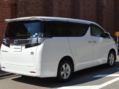 TOYOTA VELLFIRE - 9