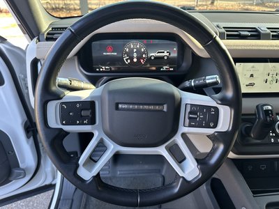 LAND ROVER DEFENDER - 9