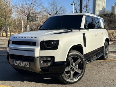 LAND ROVER DEFENDER - 4