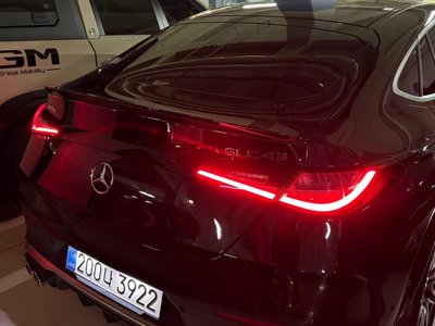 MERCEDES-BENZ GLC - 10