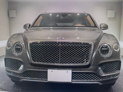BENTLEY BENTAYGA - 4