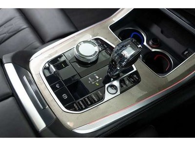 2020 BMW X7 — миниатюра 61