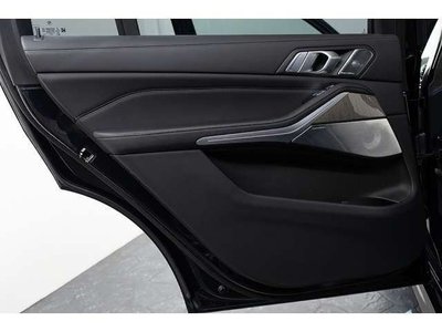 2020 BMW X7 — миниатюра 40