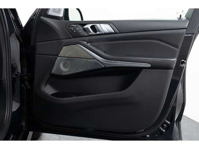 2020 BMW X7 — миниатюра 32