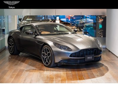 ASTON MARTIN DB11 - 2