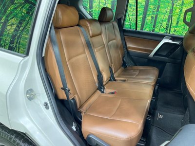 TOYOTA LAND CRUISER PRADO - 9