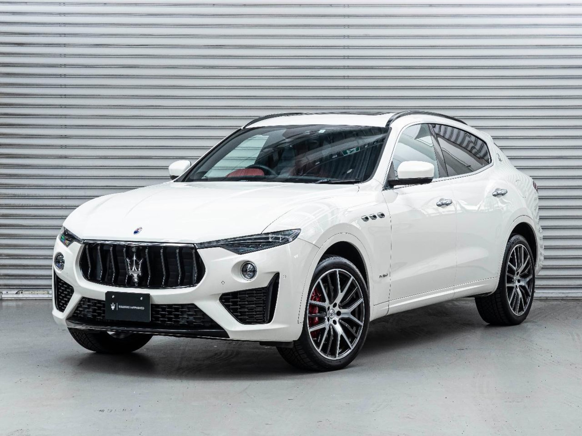 MASERATI LEVANTE - View 1