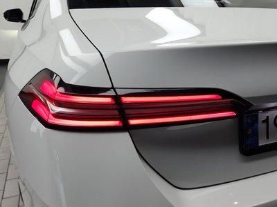 2024 BMW 5 SERIES — фото 10