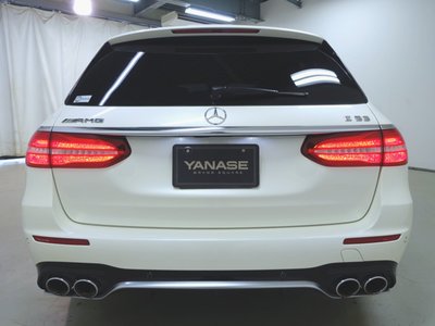 MERCEDES-BENZ E-CLASS AMG - 7