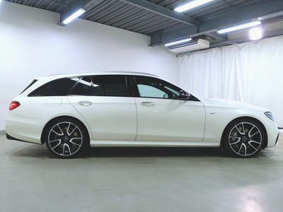 MERCEDES-BENZ E-CLASS AMG - 8