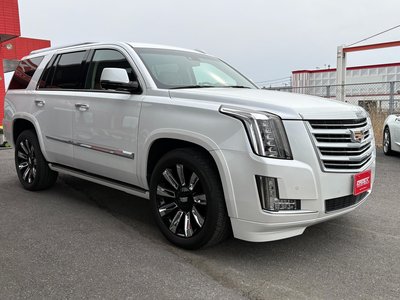 CADILLAC ESCALADE - 10