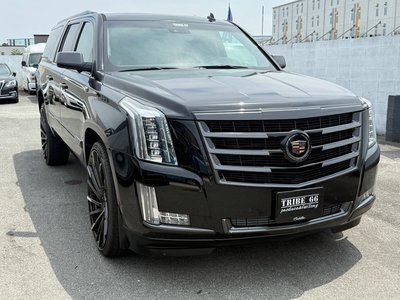 CADILLAC ESCALADE - 6