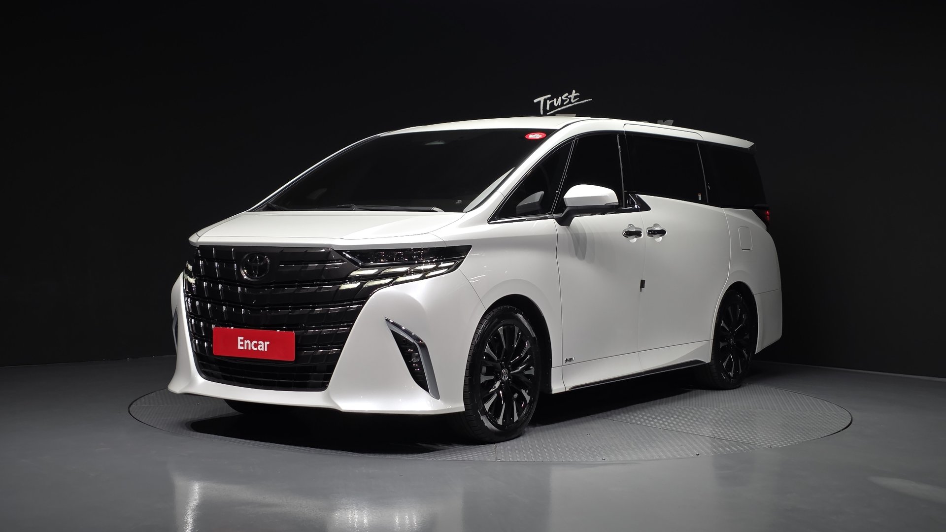 TOYOTA ALPHARD - View 1