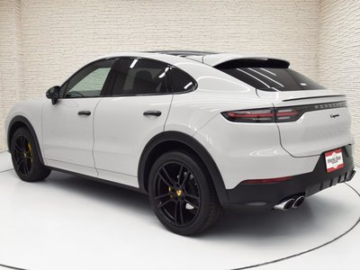 PORSCHE CAYENNE COUPE - 2