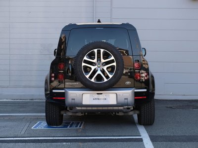 LAND ROVER DEFENDER - 5