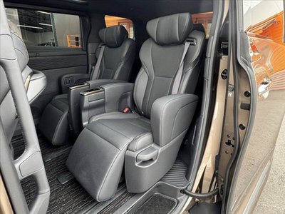 صورة مصغرة 18 لـ 2025 TOYOTA ALPHARD