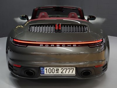 PORSCHE 911 - 7