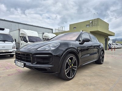 صورة 3 لـ 2023 Porsche CAYENNE