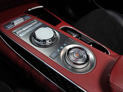 2021 Genesis GV70 thumbnail 12