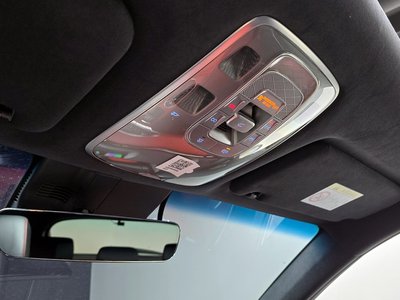 2021 Genesis GV70 thumbnail 27