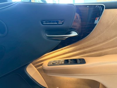 2022 Lexus LS 缩略图 27