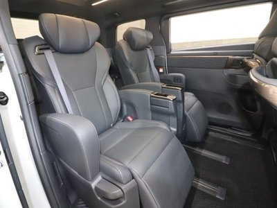 TOYOTA ALPHARD - 8